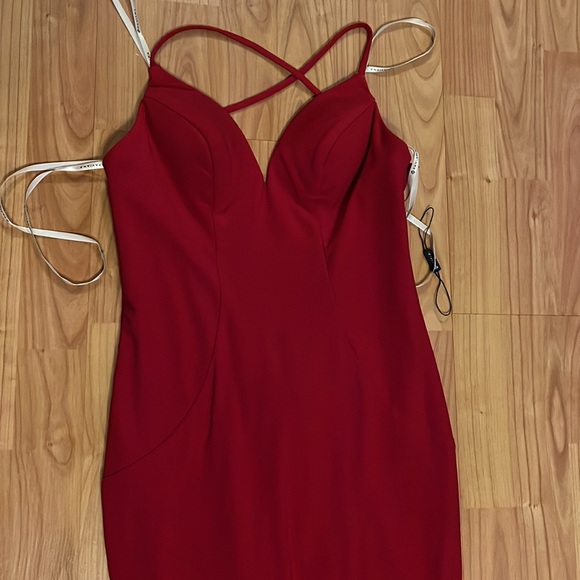 Faviana red dress size 0 - Picture 2 of 12